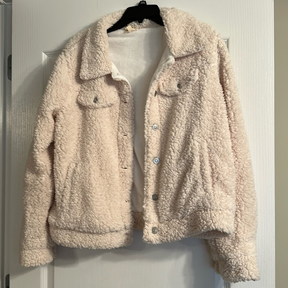 Hem & thread cream jacket